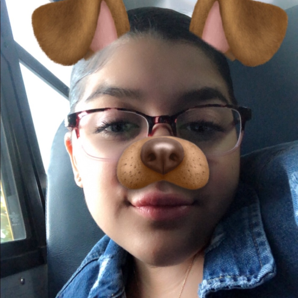Meet your Posher, Araceli